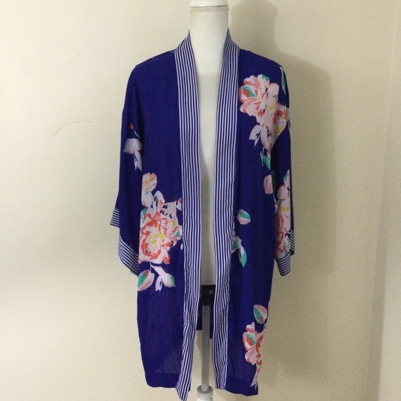 a new day Target Brand Kimono Robe Floral Print Mid Length Size M - Picture 2 of 4